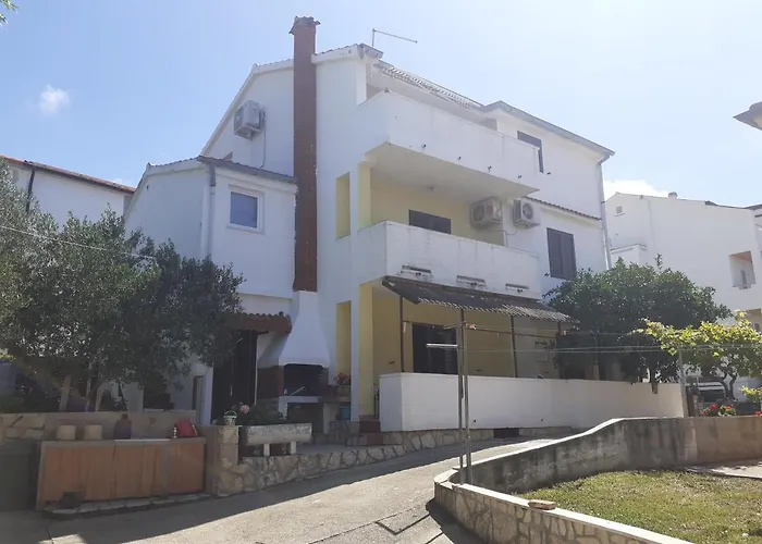 Apartmani Karuza